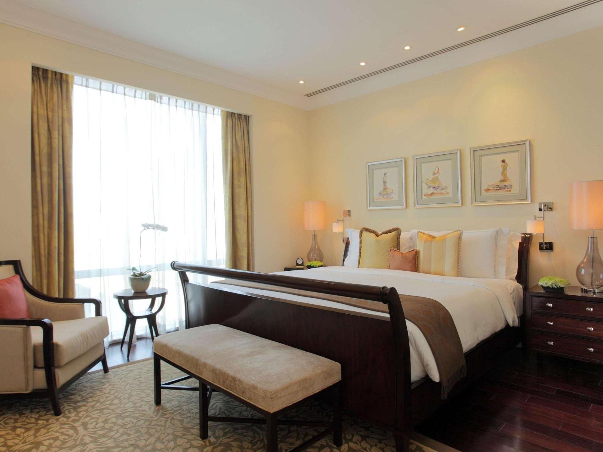 Raffles Makati Hotel Makati City Buitenkant foto